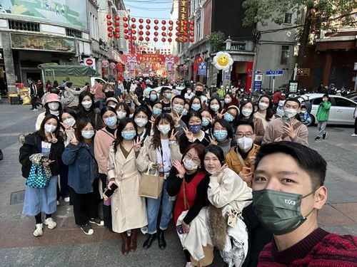 廣州還能這樣玩兒！這群年輕人解鎖“一種很新的旅游”，街坊表示 快樂加倍